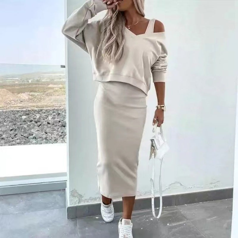 š„Effortless ElegancešWomen's 2-Piece Set - Sleeveless Dress & Loose V-Neck Pullover